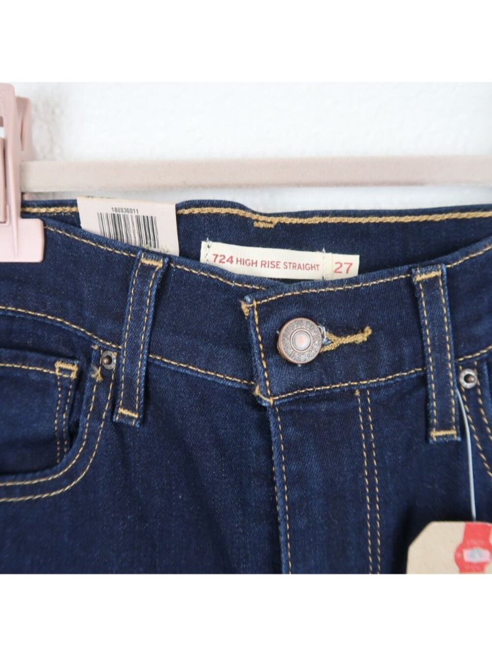 NWT Levis 724 High-Rise Straight Medium W27 L30 Dark Wash Jeans Womens Size 4 - Picture 3 of 7